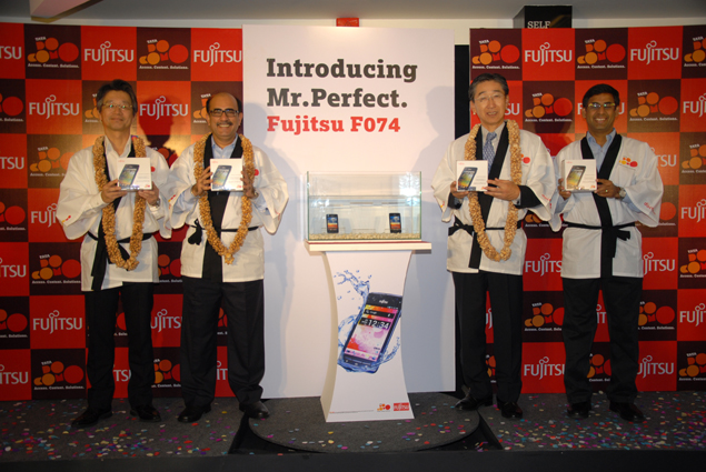 Tata DoCoMo and Fujitsu launch F-074 3G Android smartphone for Rs. 21,900
