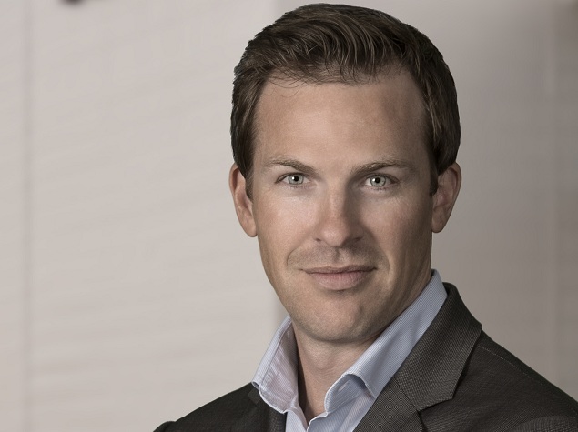 Smartphones aren't hurting PC sales, but provide an entry for new buyers - AMD