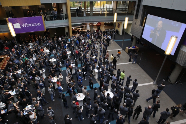 Roles reversed, as now Microsoft chases dominant Apple