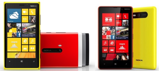 Nokia Lumia 920, Lumia 820 specifications compared