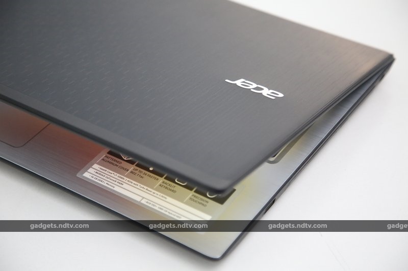 acer_aspire_v3_corneropen_ndtv.jpg