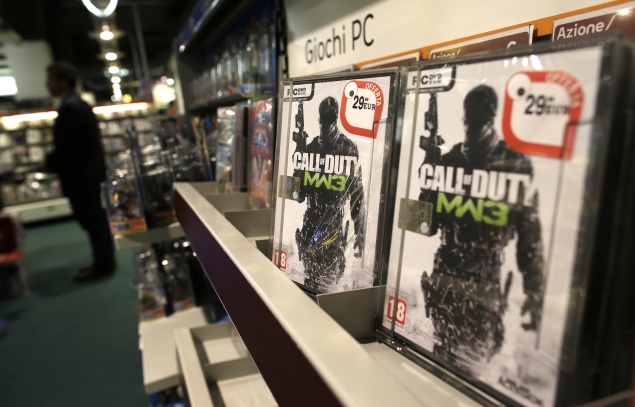 Activision hopes to lead holiday sales with 'Call of Duty'