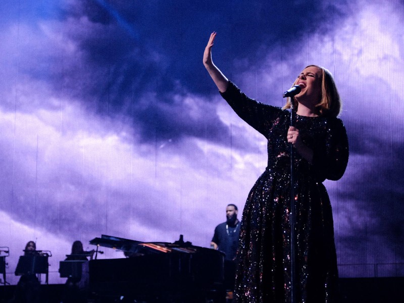 Adele's Personal Photos Stolen in Latest Celebrity Hack