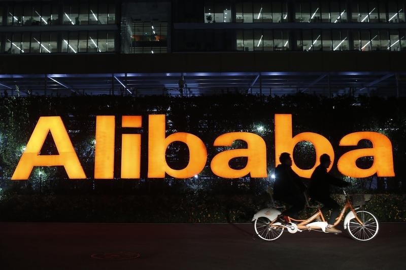 China's Alibaba Puts Internet in Cars, Plans to Take Drivers Out