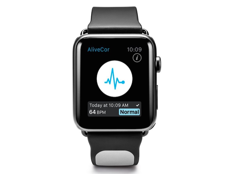 This New Apple Watch Band Can Tell if You're About to Get a Stroke