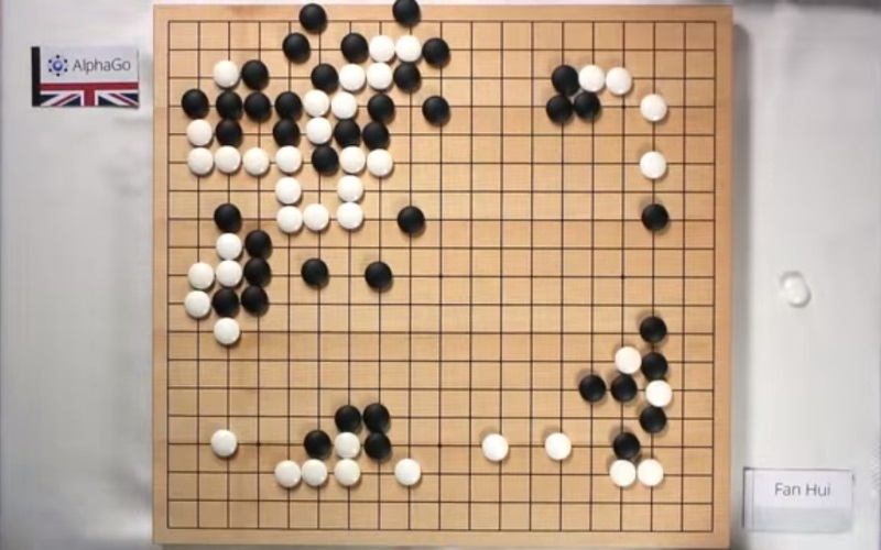 In a Breakthrough for AI, Computer Beats Human in Ancient Chinese Board Game of Go