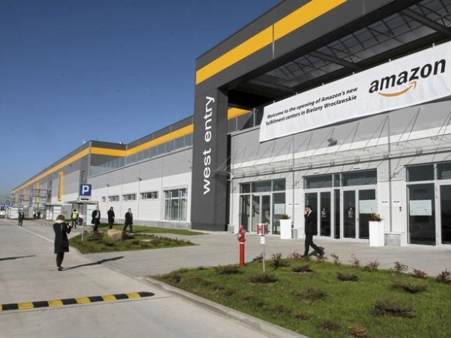 EU Says Tax Probes on Apple and Amazon at Advanced Stage