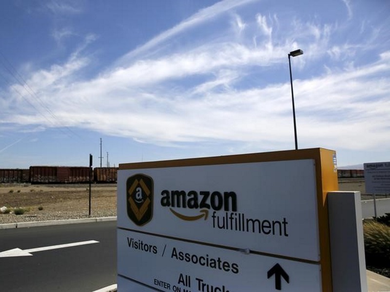 Amazon Agrees to Pay Fine for Wage Law Violation by Contractor