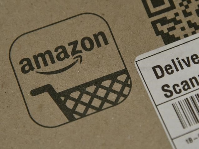 Amazon Said to Be in Talks to Buy Stake in Mapping Company Here