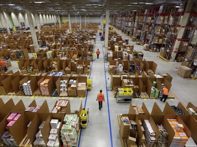 EU Antitrust Officials to Examine Amazon, Hachette Dispute
