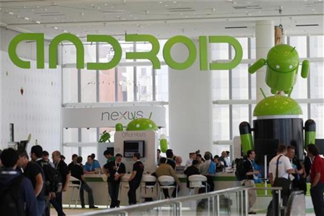 Phone makers back Android but flirt with other options