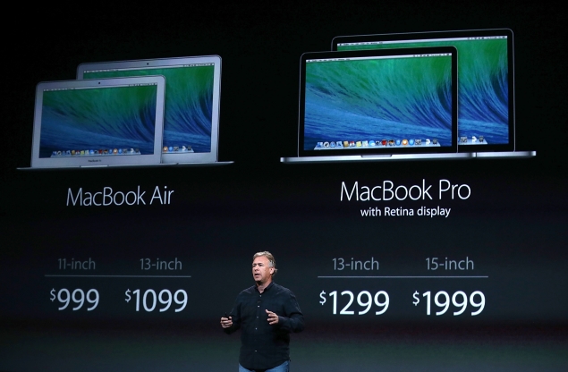 New MacBook Pro laptops and Mac Pro desktops released