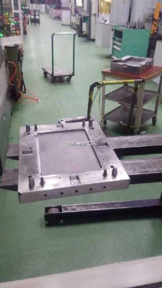 apple_ipad_mould_leak_weibo.jpg