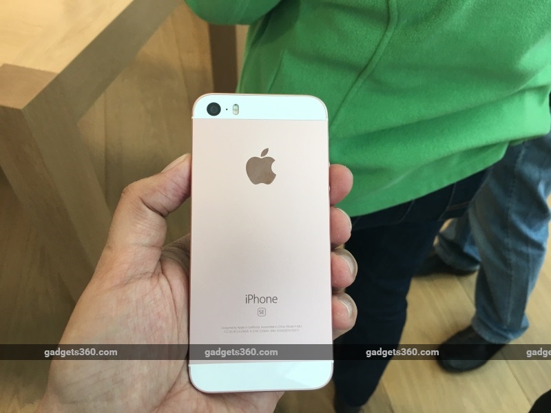 Planning to Buy iPhone SE? Everything You Should Know About Apple's New 4-Inch Phone