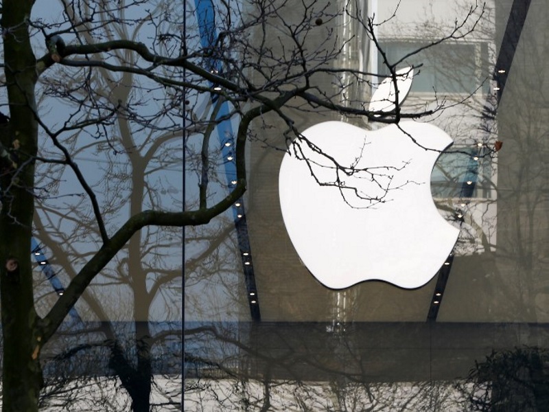 Apple Extends Push Into Businesses With SAP Tie-up