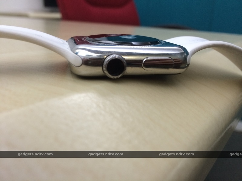 apple_watch_back_digital_crown_ndtv.jpg