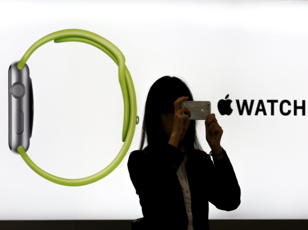 Apple Reportedly Aims to Ship More Than 20 Million Smartwatches in 2015