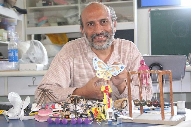 Toys from Trash: Teachings kids science using everyday objects