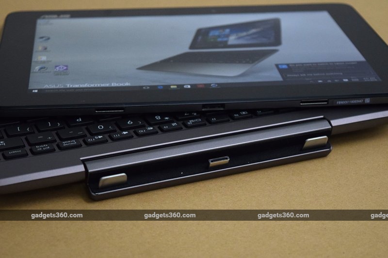 asus_transformer_book_t100ha_connector_ndtv.jpg