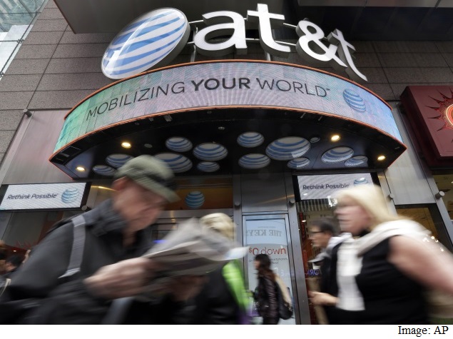 Following T-Mobile, AT&T Allows Some Customers to Roll Over Unused Data