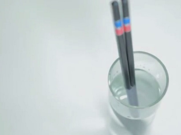 Baidu's Smart Chopsticks Tell You What Food Is Safe to Eat