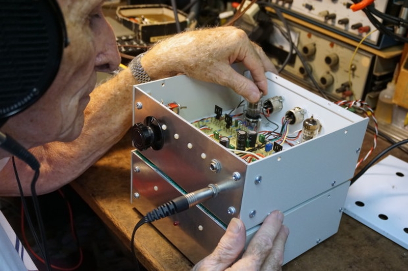 The King Headphone Amp, Crowdfunded for Audiophiles