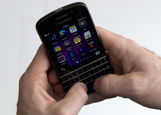 BlackBerry Q10 makes much-awaited US debut