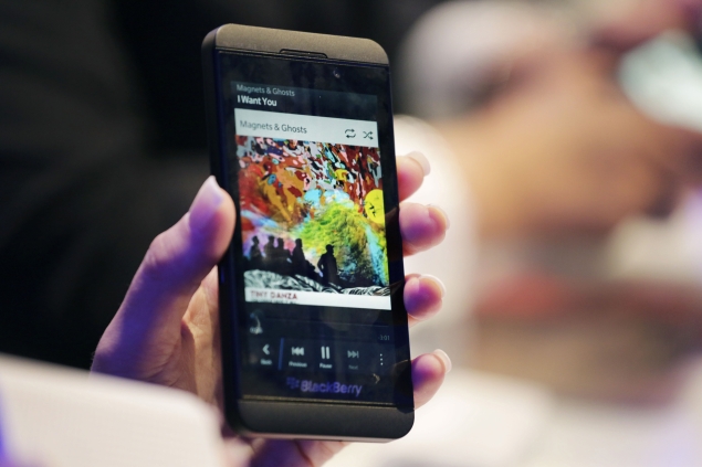 BlackBerry Z10 back in stock in India at offer price of Rs. 17,990