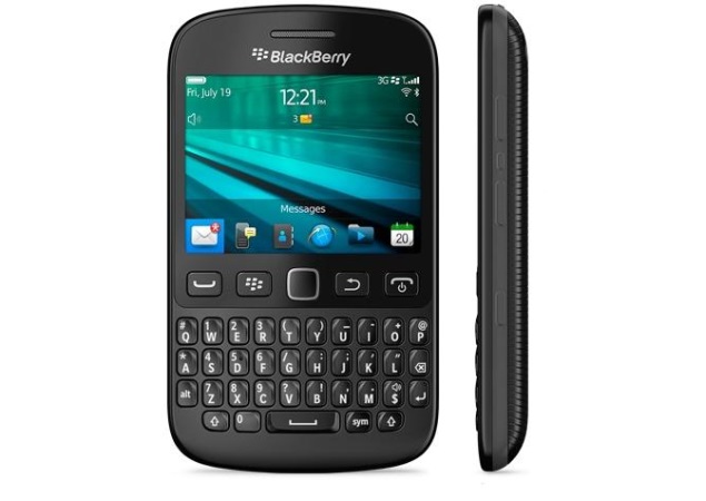 BlackBerry 9720 OS 7 smartphone with touchscreen and QWERTY keyboard unveiled