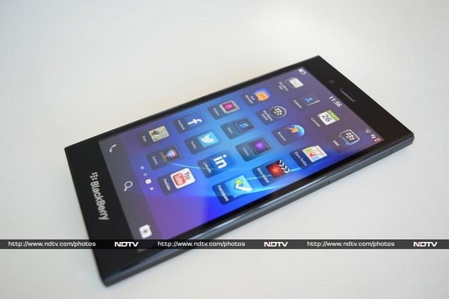 BlackBerry Z3, BlackBerry Z30 Price in India Slashed