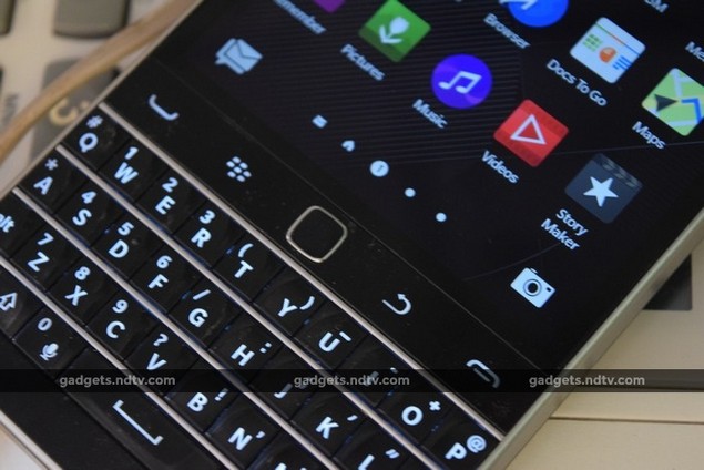 blackberry_classic_trackpad_ndtv.jpg