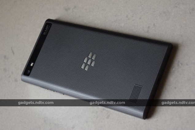 blackberry leap rear ndtv