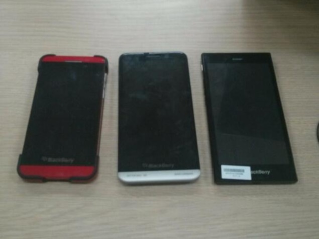 BlackBerry Z3 reportedly spotted alongside BlackBerry Z10 and Z30