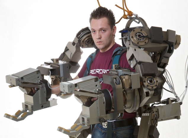 Robotic exoskeleton developed that gives wearer superhuman strength