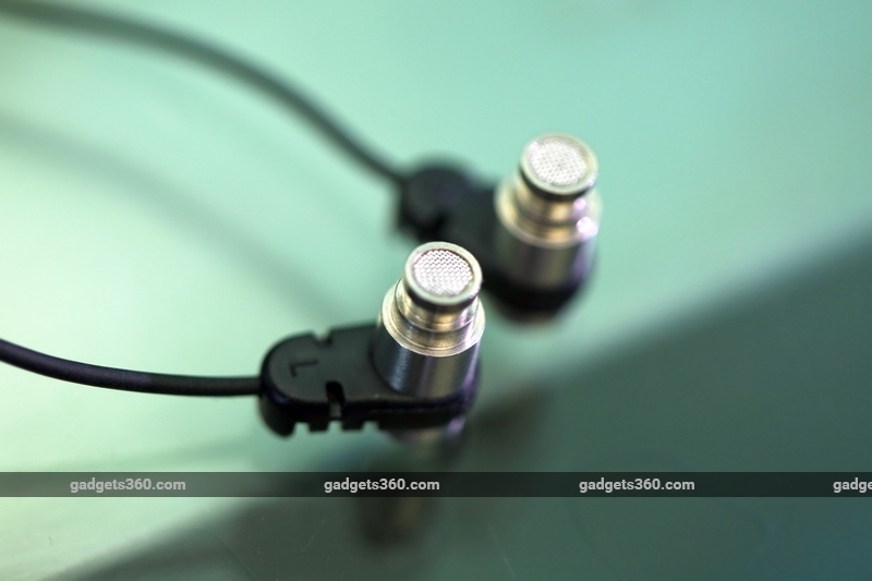 brainwavz_omega_in_ears_gadgets_360.jpg