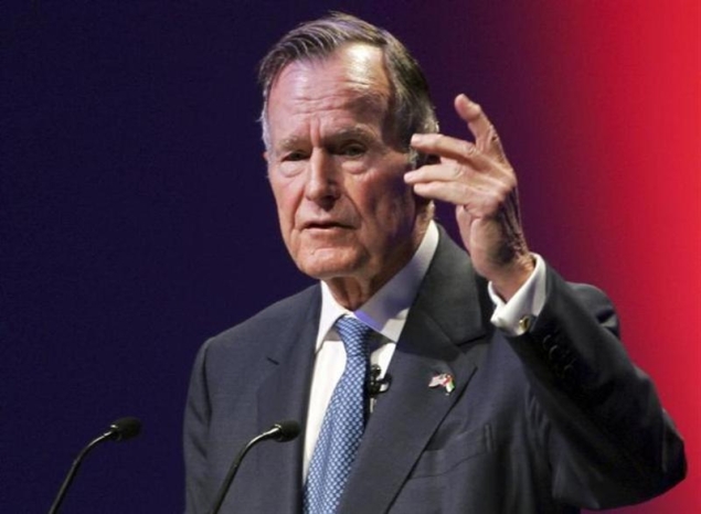 Email hacker reveals Bush family photos, addresses