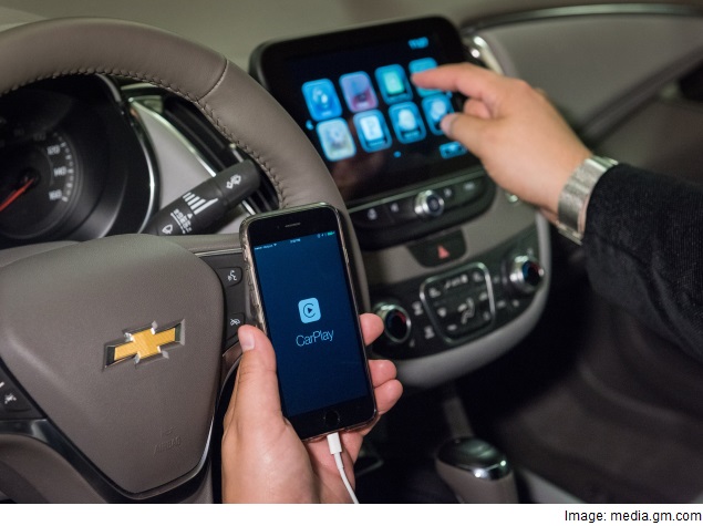 GM Installs Apple CarPlay, Android Auto in More Cars