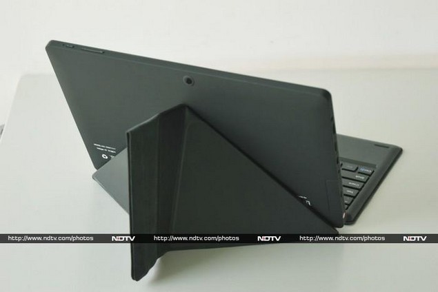 croma_1177_2-in-1_rearupright_ndtv.jpg