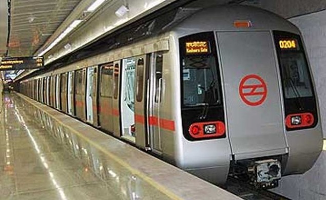 Delhi Metro Commuters Can Now Recharge Smart Cards via SMS