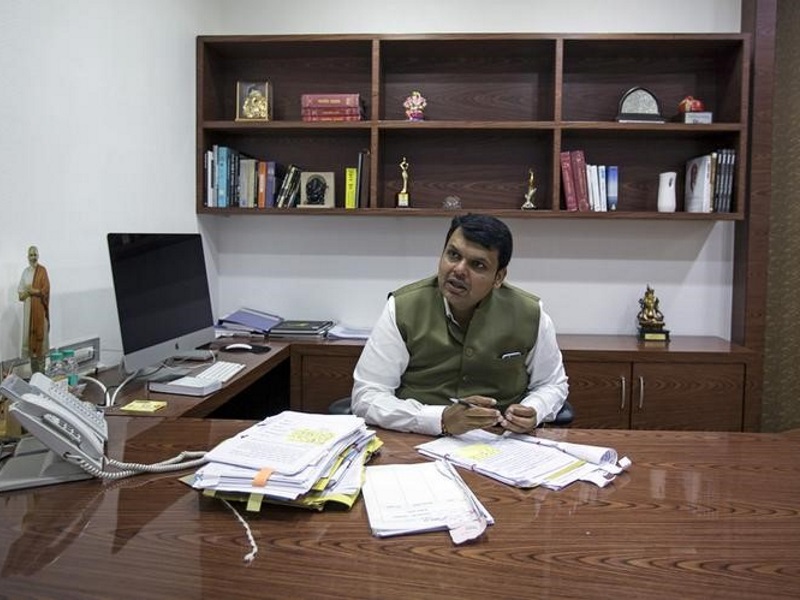 Maharashtra to Put All Major Public Services Online This Year: CM