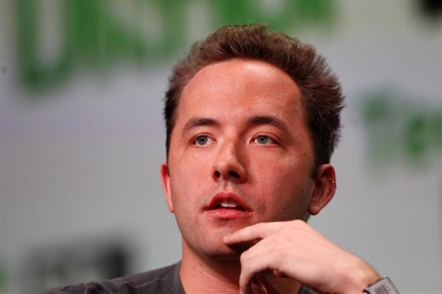 Dropbox hits 200 million users, improves its offering for businesses