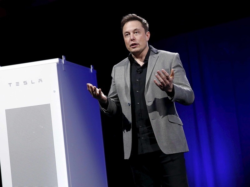 Tesla CEO Says Working Exclusively With Panasonic for Model 3 Battery