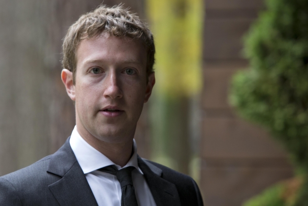 Facebook's Zuckerberg paid record $2.2 billion in 2012: Report