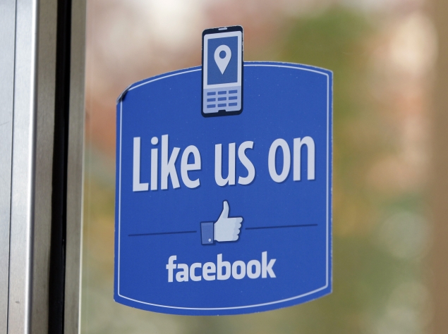 Facebook cracks down on fake 'Likes' during poll season