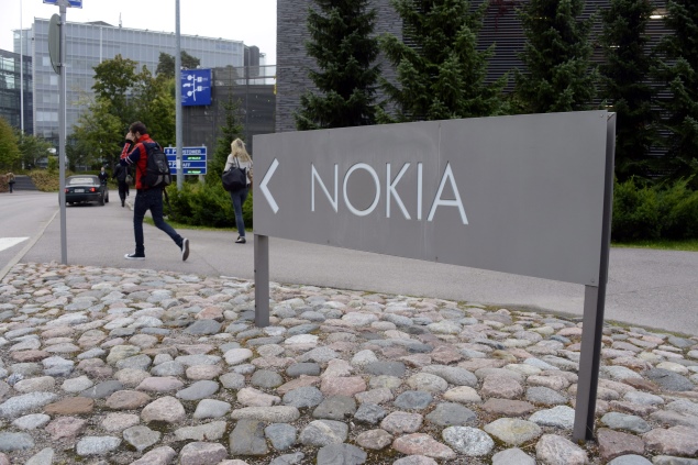 Nokia workers in China protest unfair treatment following Microsoft deal