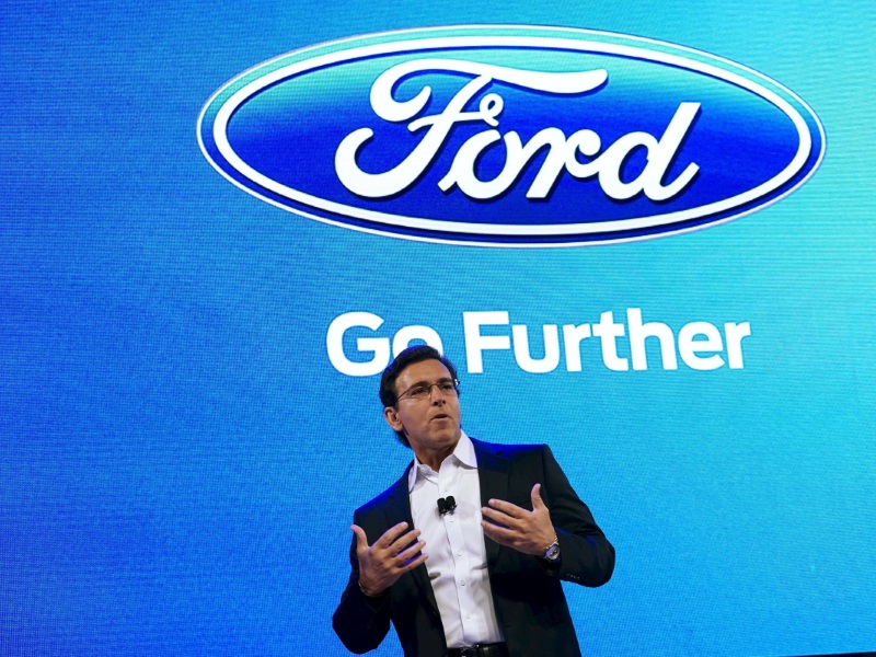 Ford Invests in Cloud Firm Pivotal in Self-Driving Car Push
