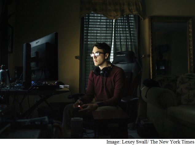 Online 'Swatting' a Hazard for Video Gamers and Police