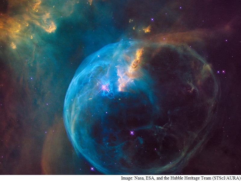 Hubble Telescope Spots Star 'Inflating' Giant Bubble on Its 26th Birthday