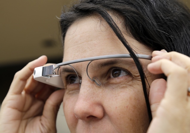 Google Glass used in yet another surgery, this time in India