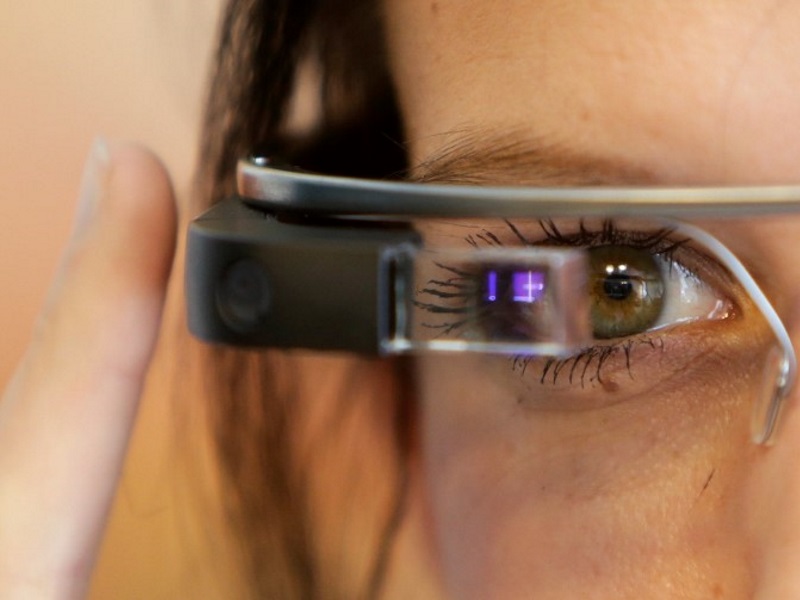 Google Glass Goes Dark on Its Social Media Accounts